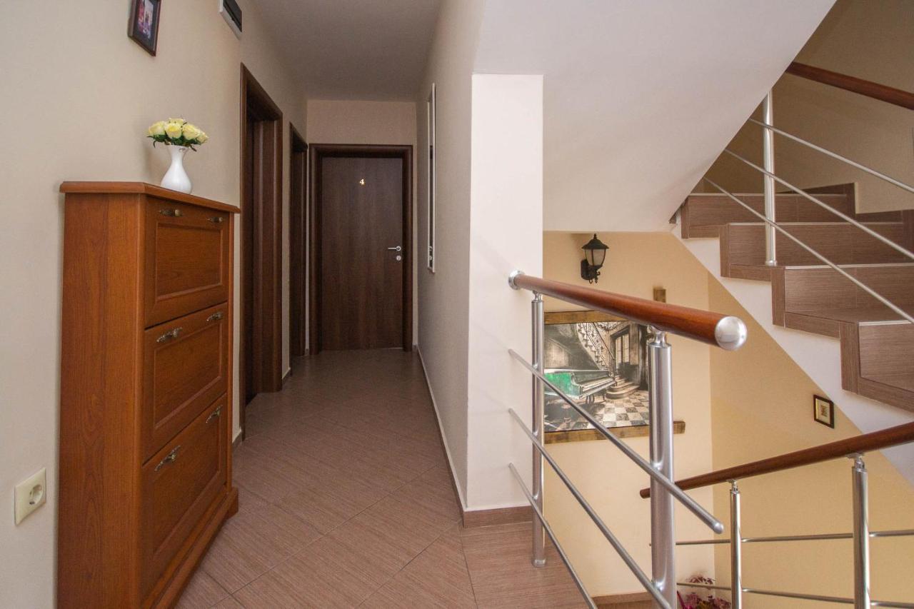 Hotel Czech Rhapsody Несебър Екстериор снимка